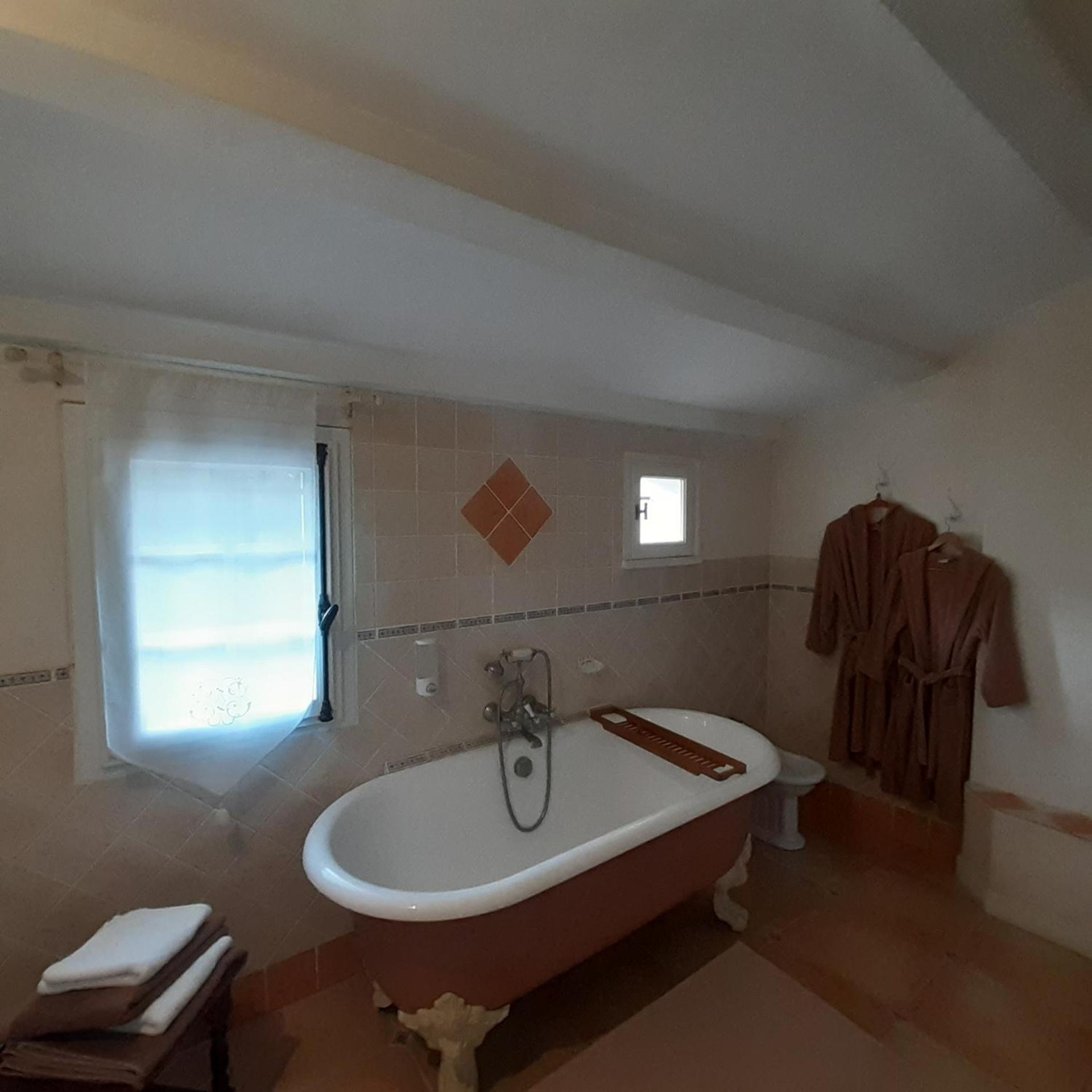 Bed and Breakfast Mas Lei Bancau Le Beausset Exterior foto